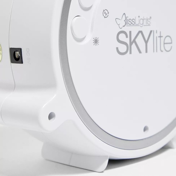 URBAN OUTFITTERS BlissLights Sky Lite LED Stars Projector Light Blue Clouds - Picture 5 of 10